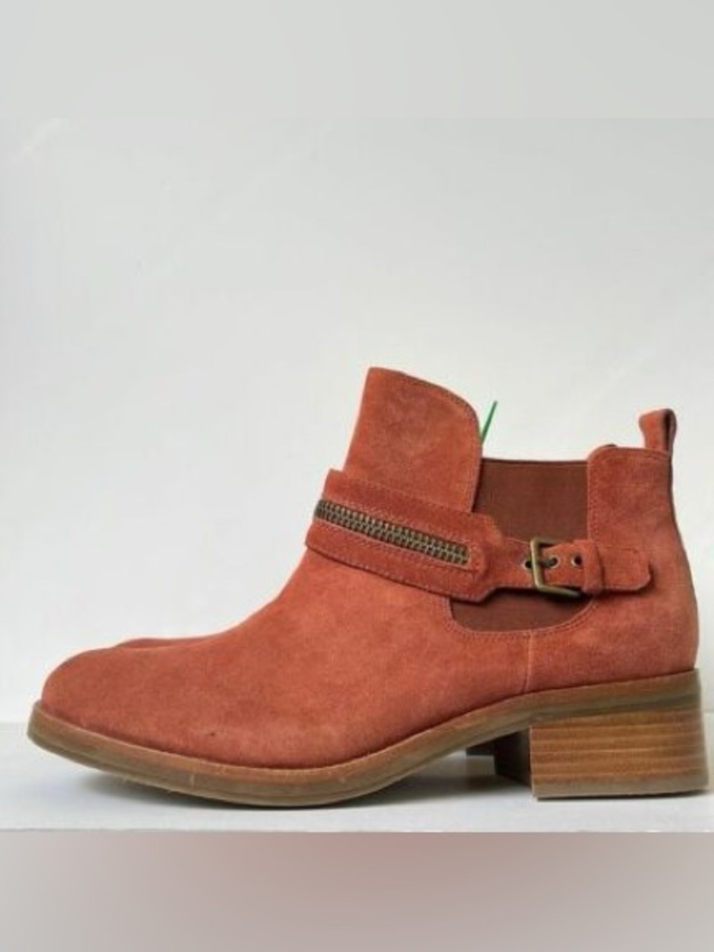Gentle Souls Kenneth Cole Rust Suede Ankle Boot Womens Size 7.5
